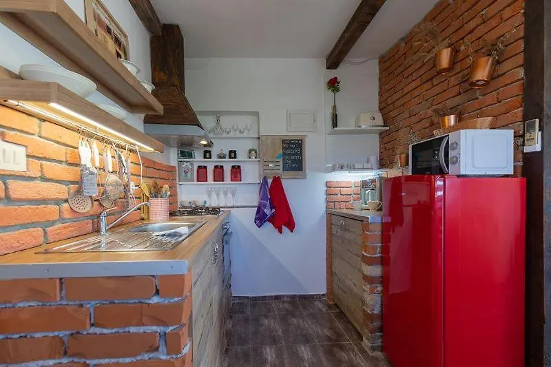 Studio Apartman T And T Croatia